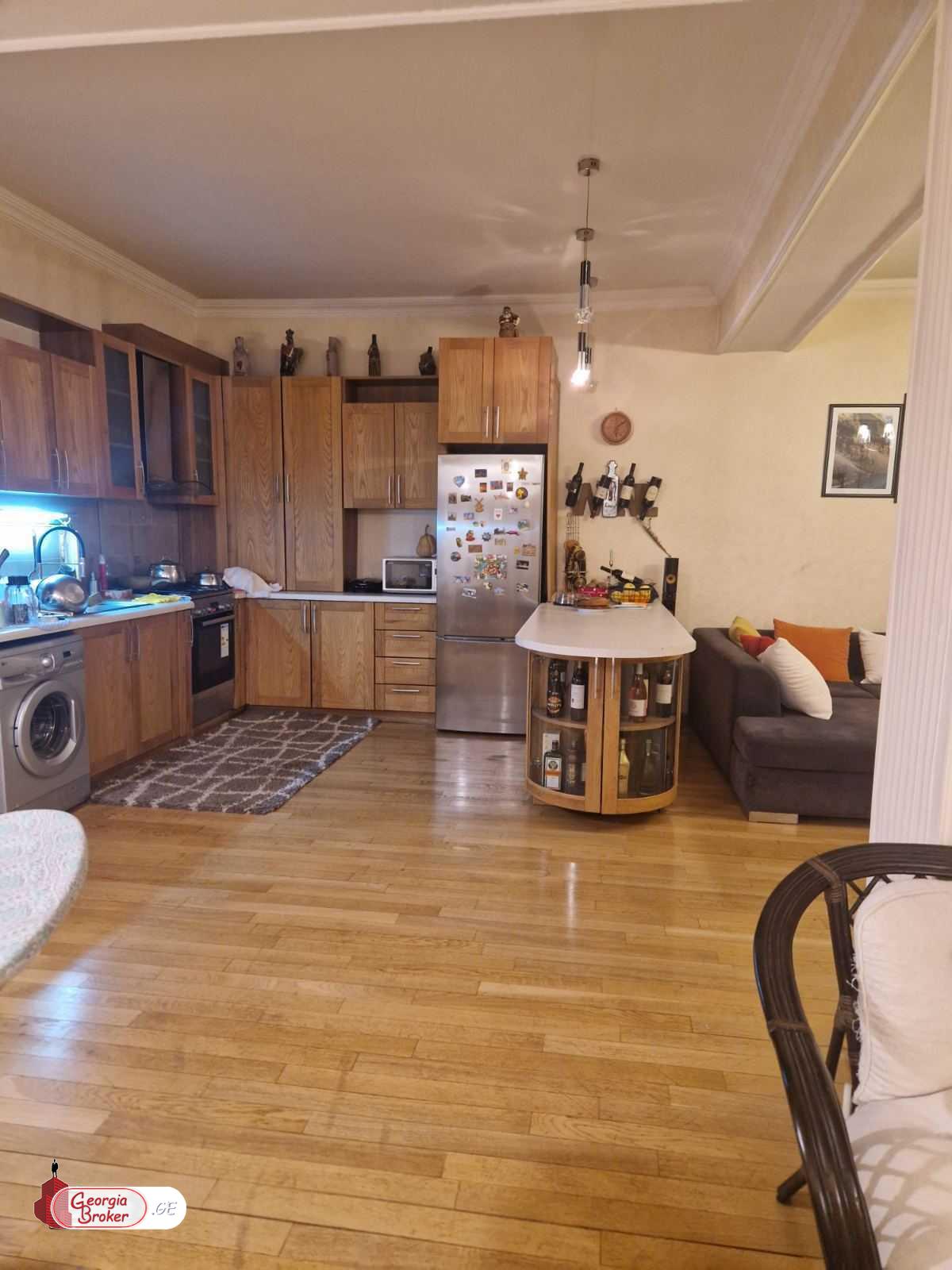 nearly repaired 5-room apartment for sale