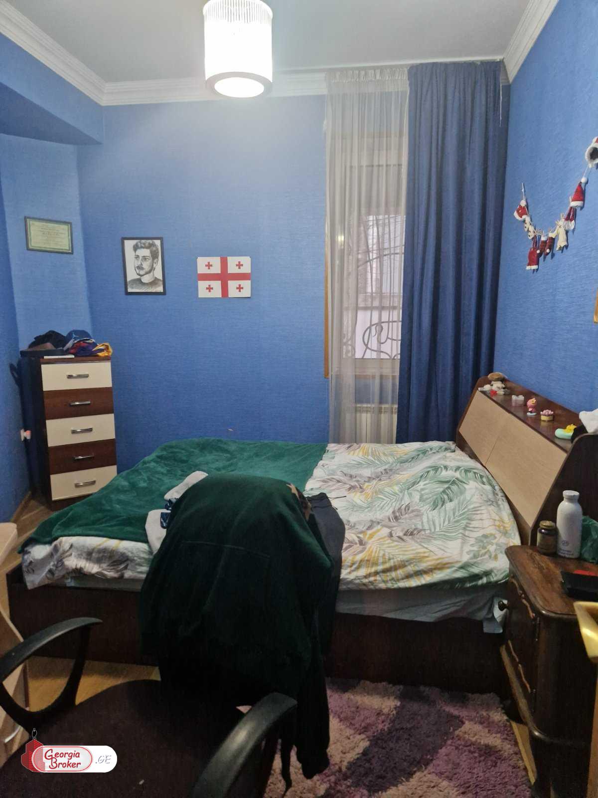 nearly repaired 5-room apartment for sale