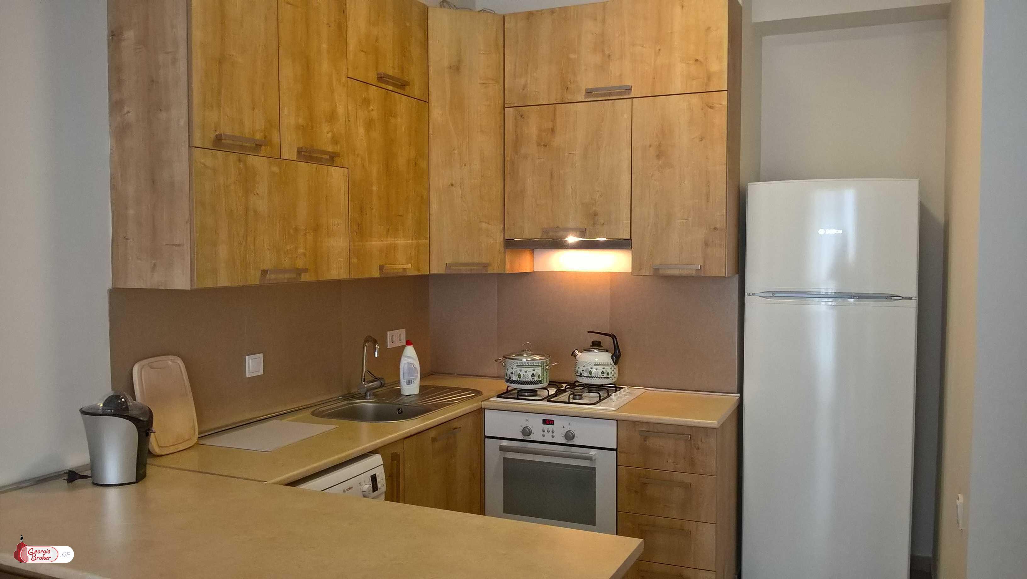 იყიდება ახალი გარემონტებული 2 ოთახიანი ბინა