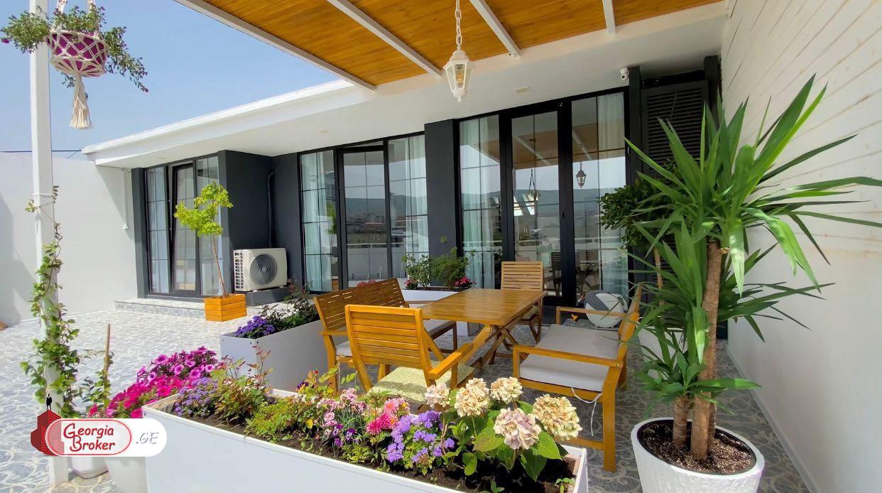 იყიდება ახალი გარემონტებული 4 ოთახიანი ბინა