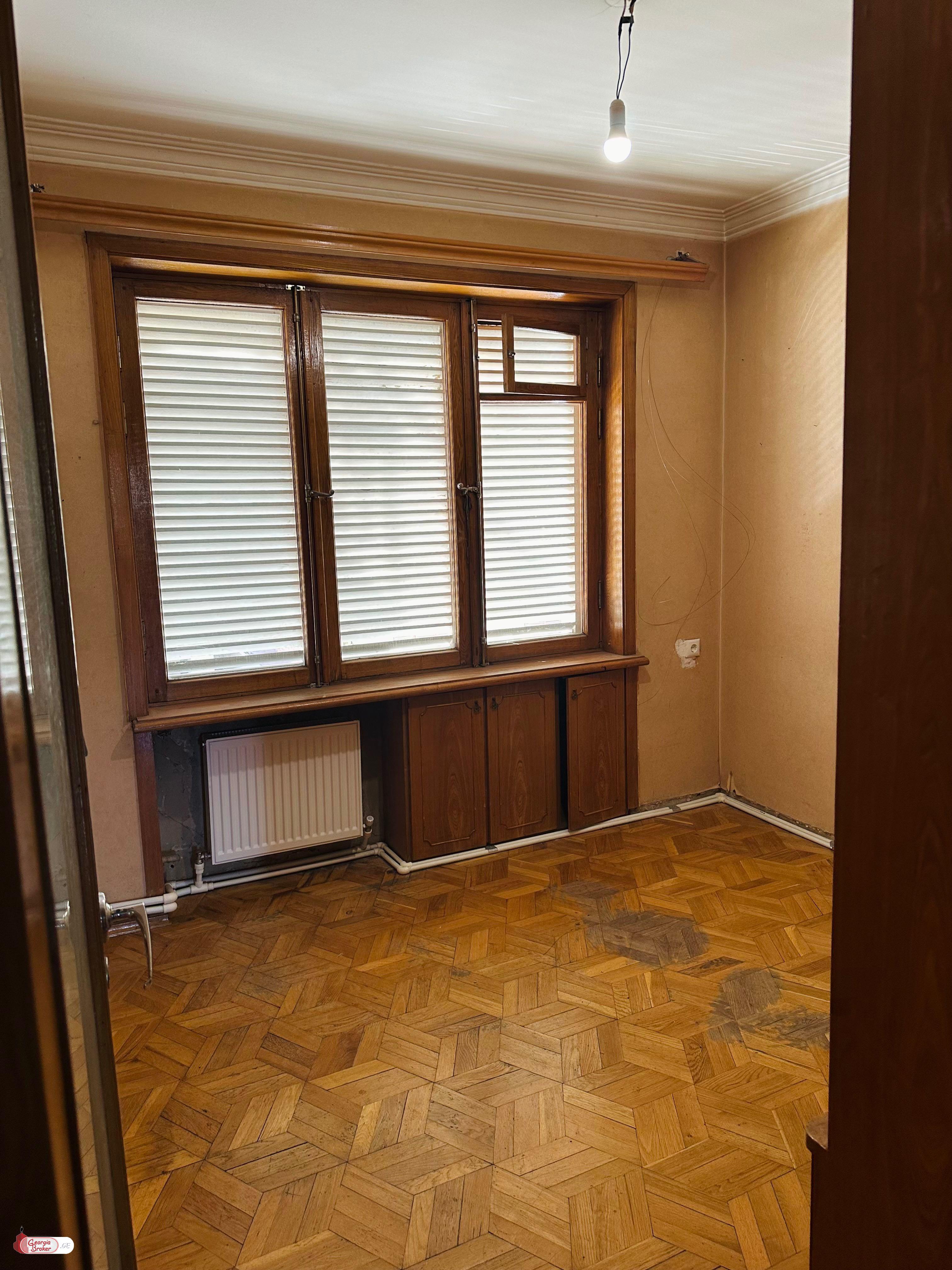 nearly repaired 4-room apartment for sale
