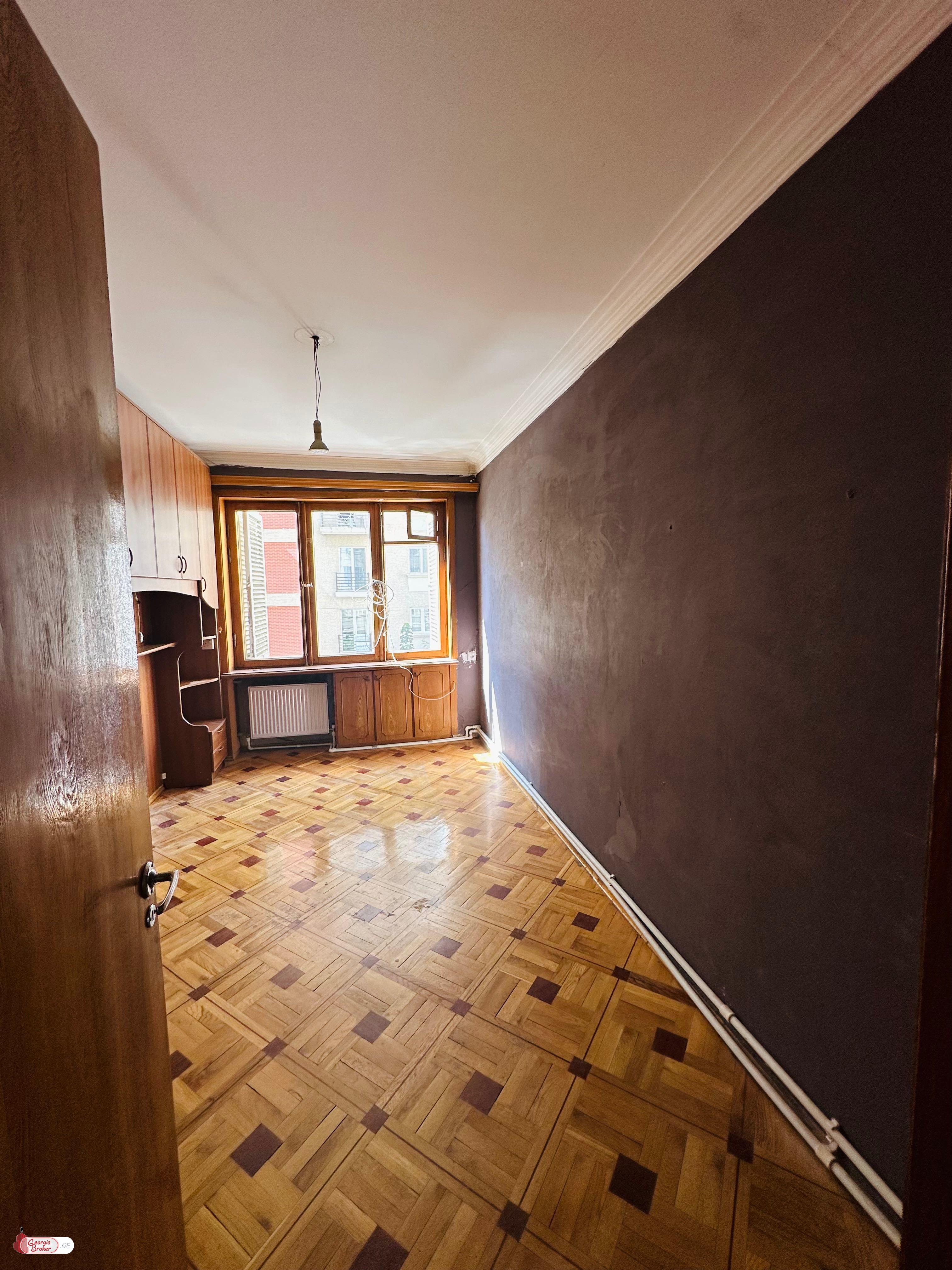 nearly repaired 4-room apartment for sale