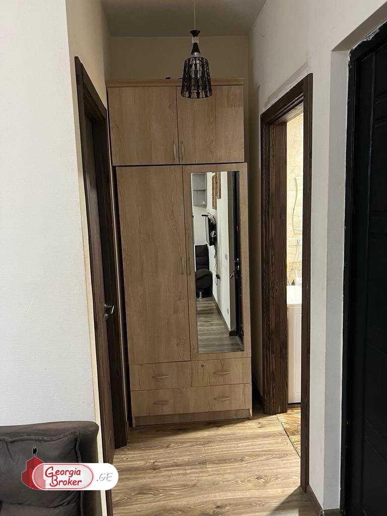 იყიდება ახალი გარემონტებული 2 ოთახიანი ბინა