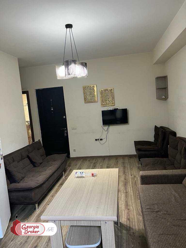 იყიდება ახალი გარემონტებული 2 ოთახიანი ბინა