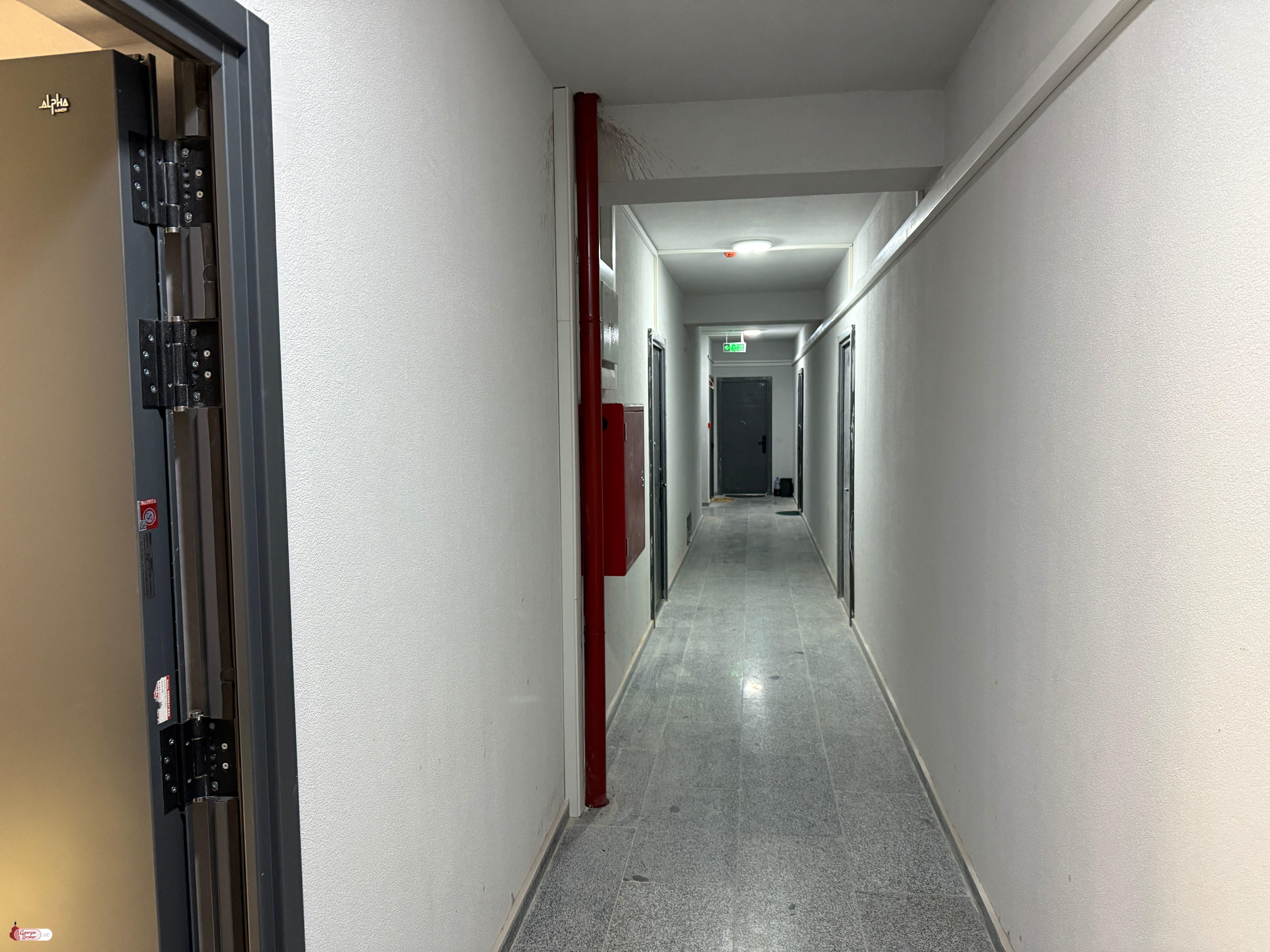 nearly repaired 2-room apartment for sale