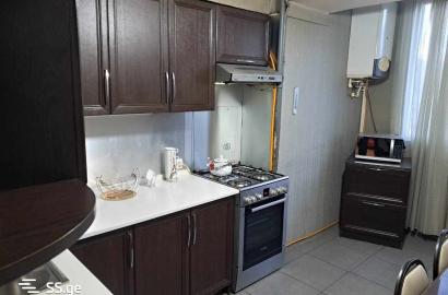 nearly repaired 3-room apartment for sale