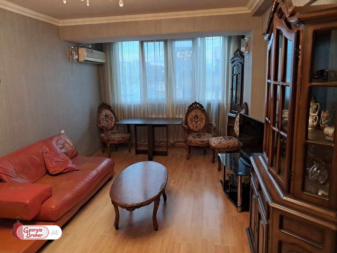 nearly repaired 3-room apartment for sale