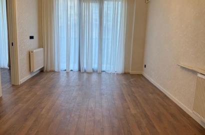 nearly repaired 3-room apartment for sale