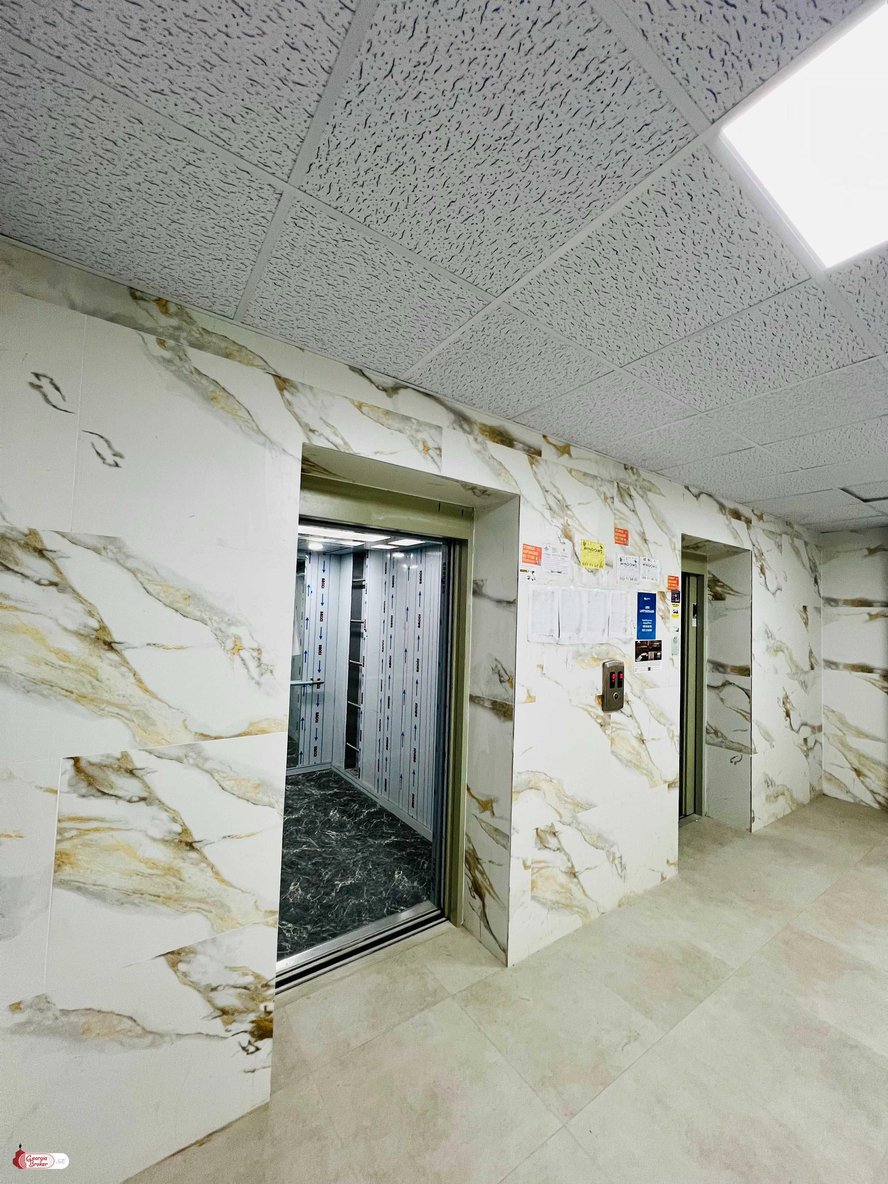 продается квартира новостройка 4-комнаты