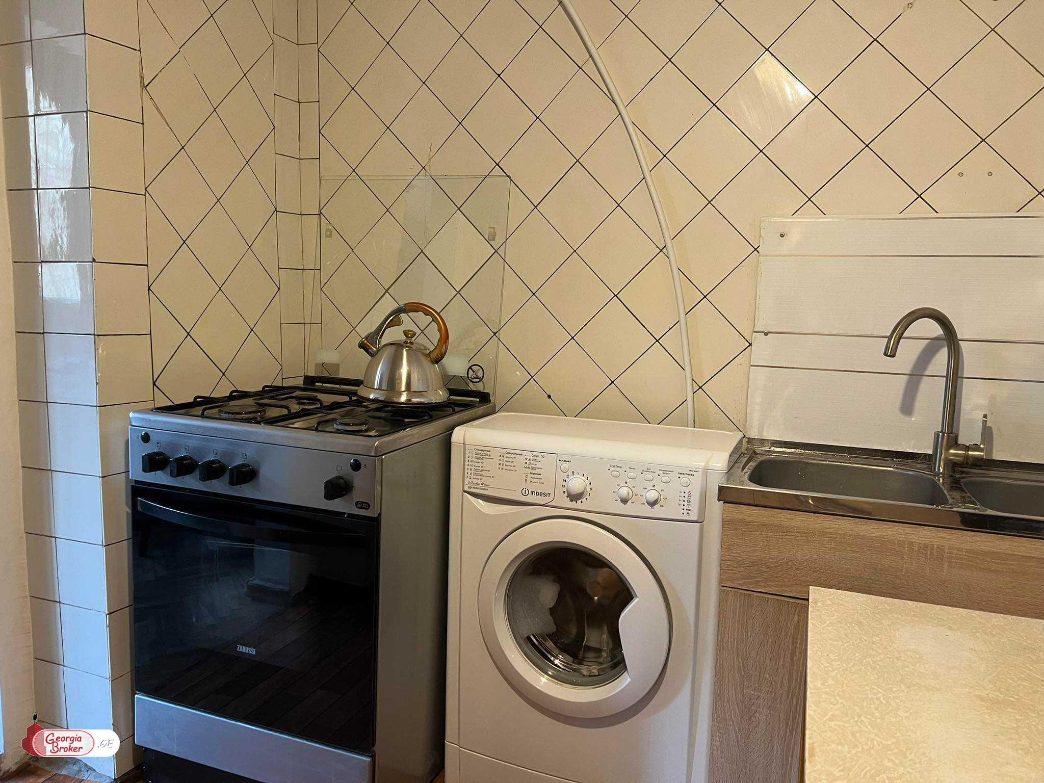 nearly repaired 4-room apartment for sale