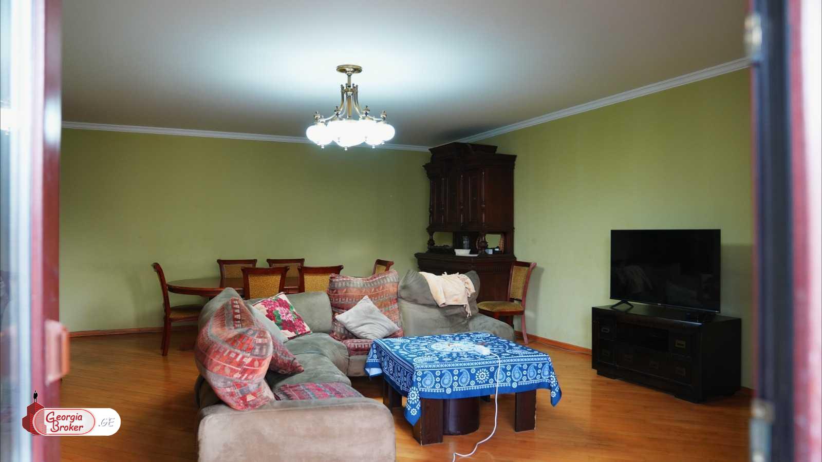 nearly repaired 4-room apartment for sale