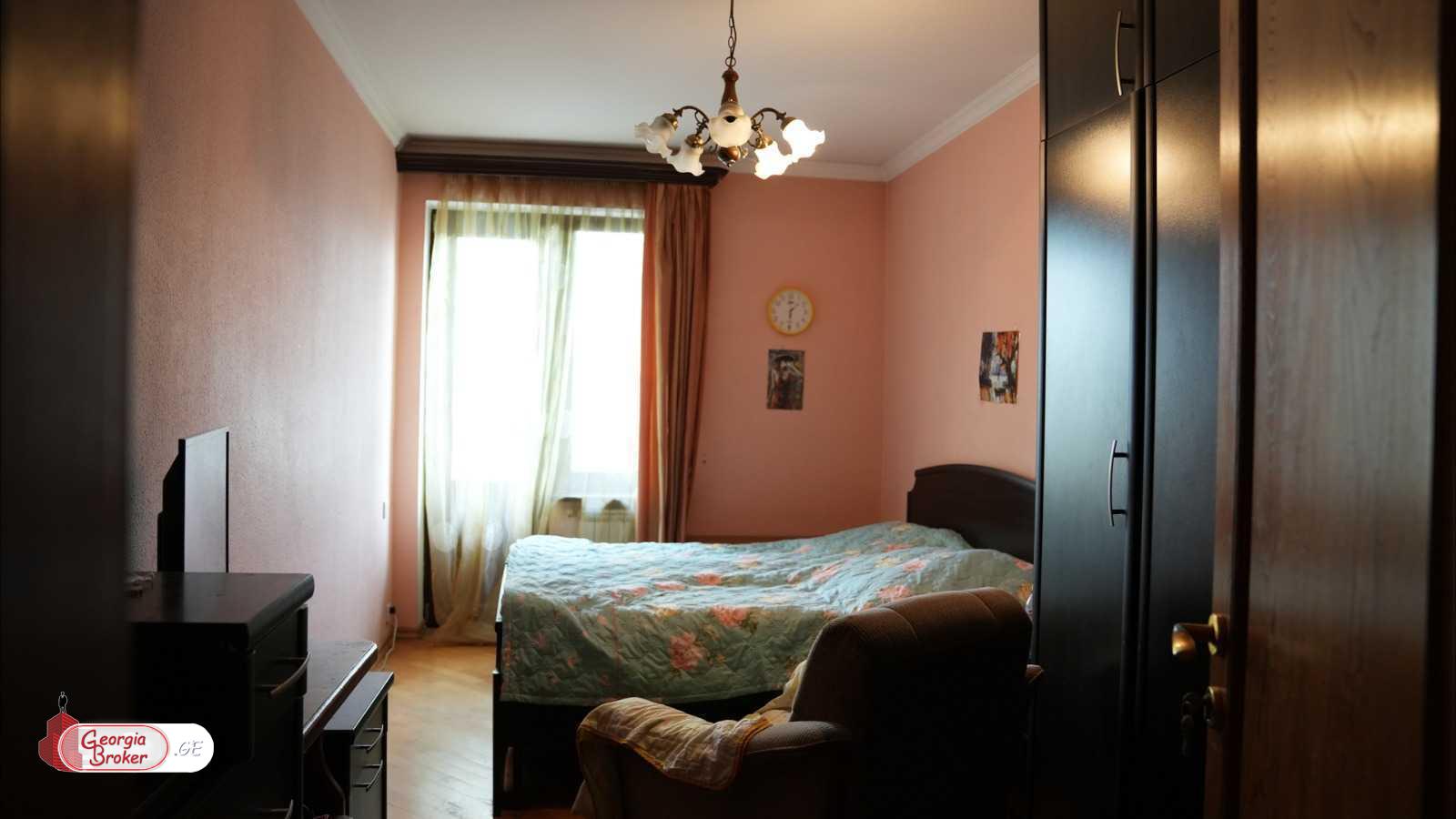 nearly repaired 4-room apartment for sale