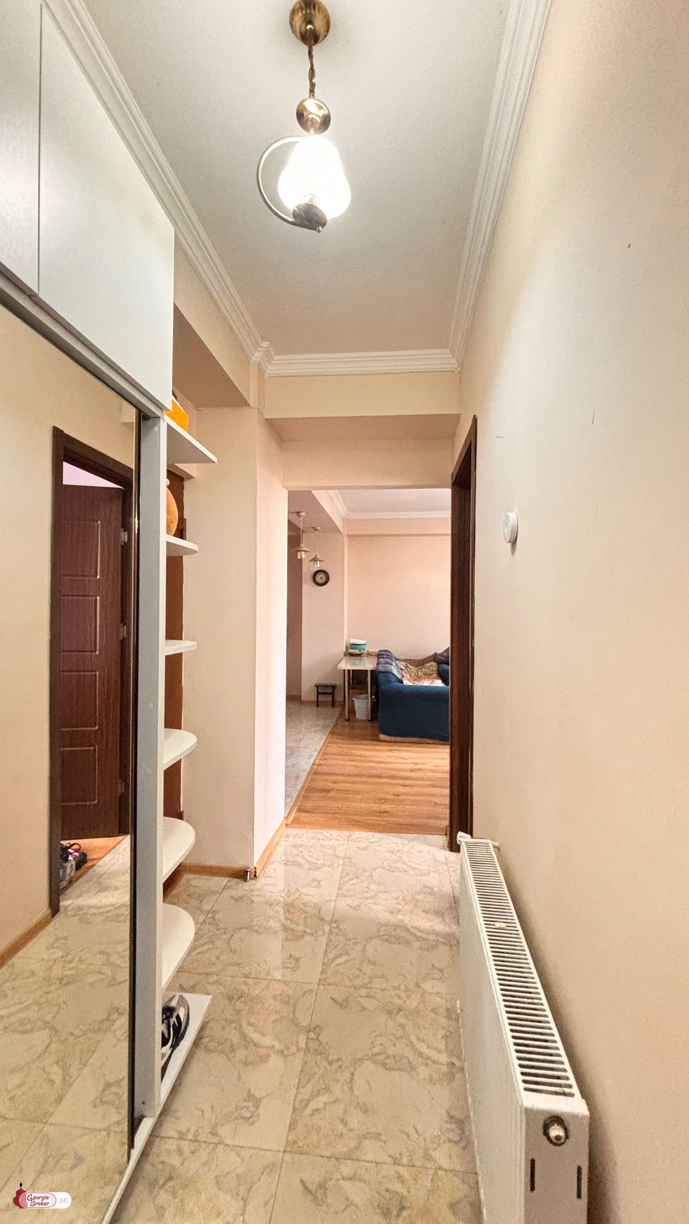 nearly repaired 3-room apartment for sale