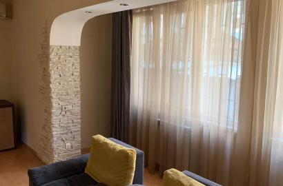 იყიდება ახალი გარემონტებული 4 ოთახიანი ბინა