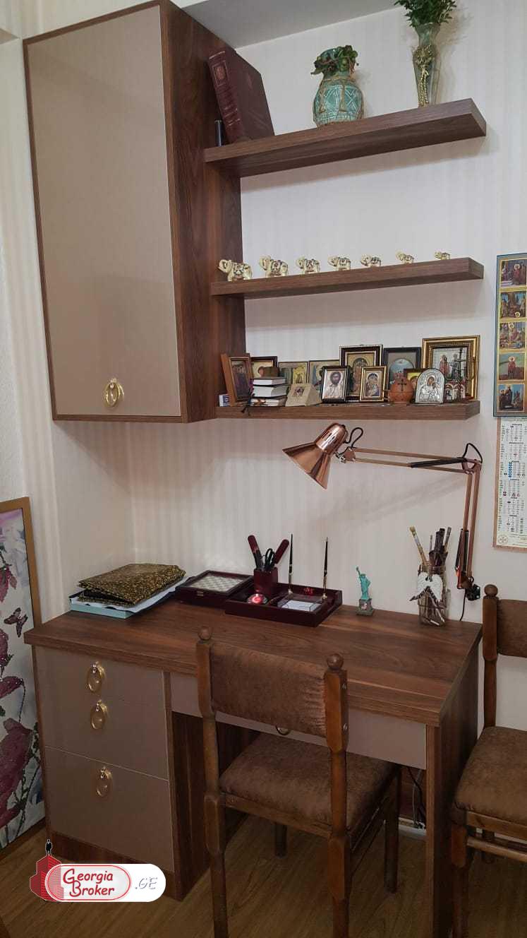 nearly repaired 3-room apartment for sale