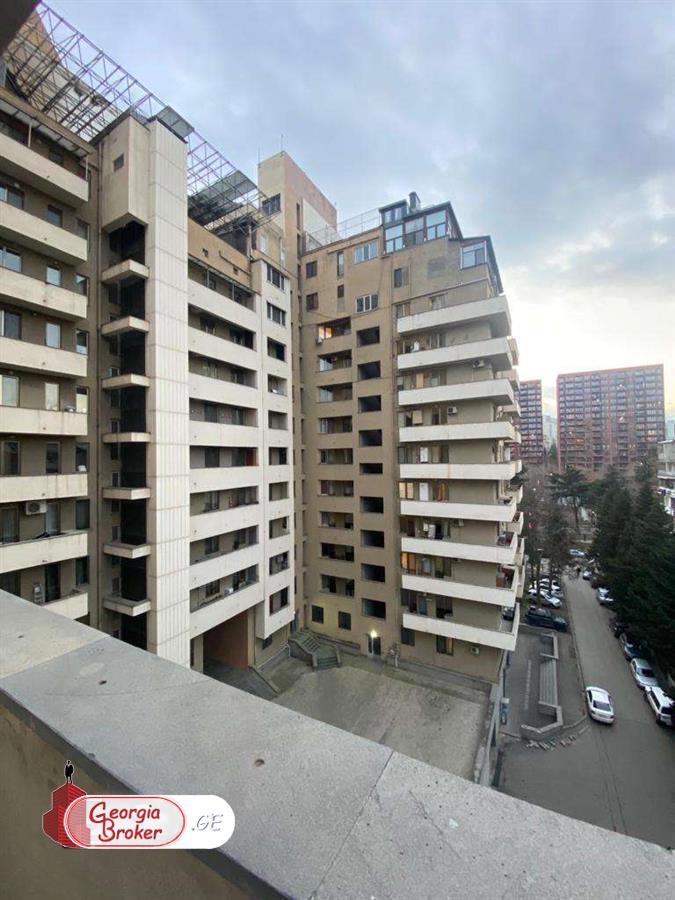 nearly repaired 2-room apartment for sale