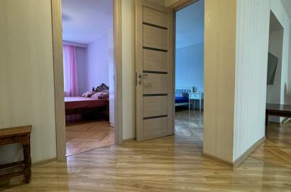 იყიდება ახალი გარემონტებული 3 ოთახიანი ბინა