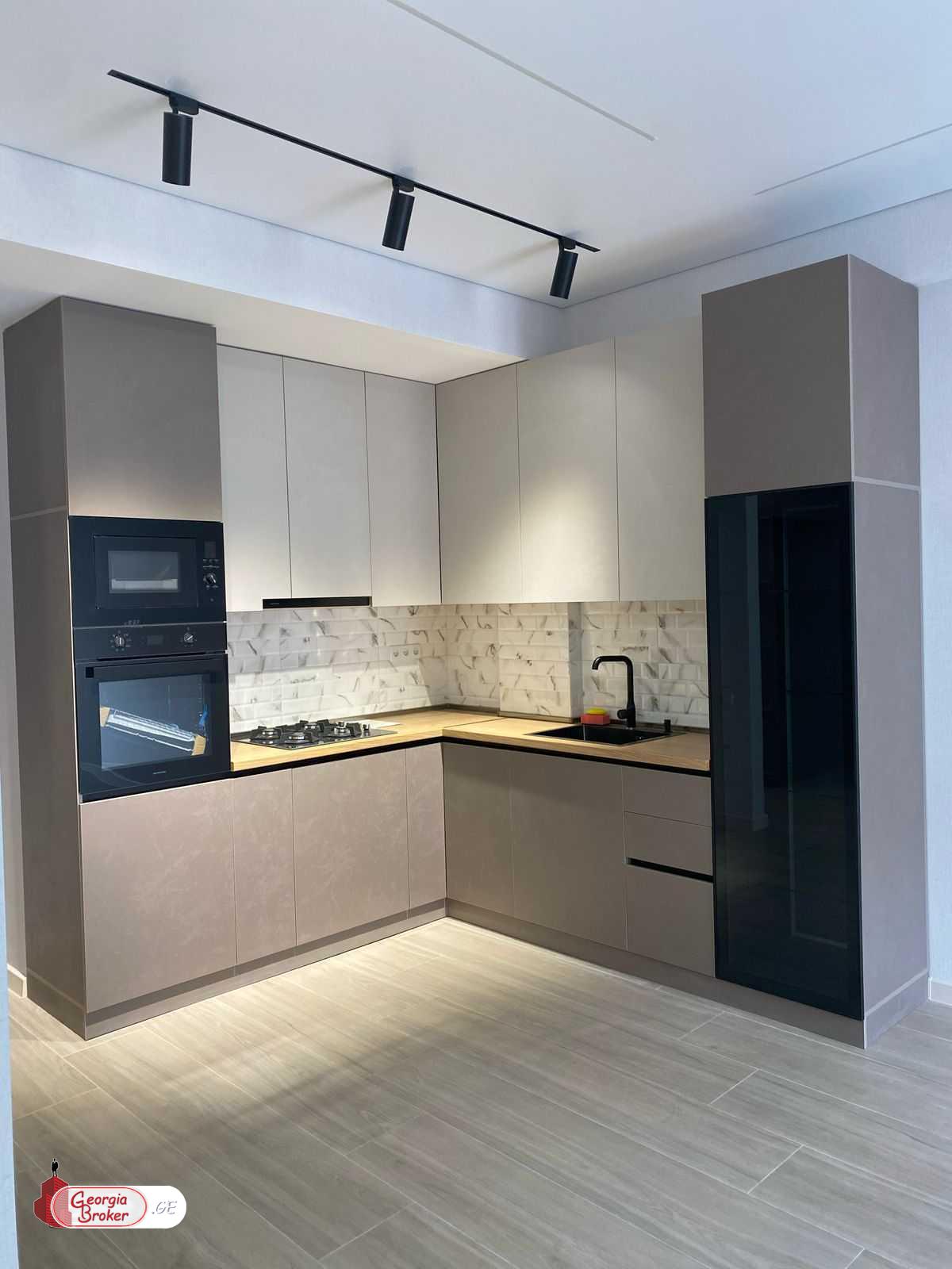 nearly repaired 3-room apartment for sale