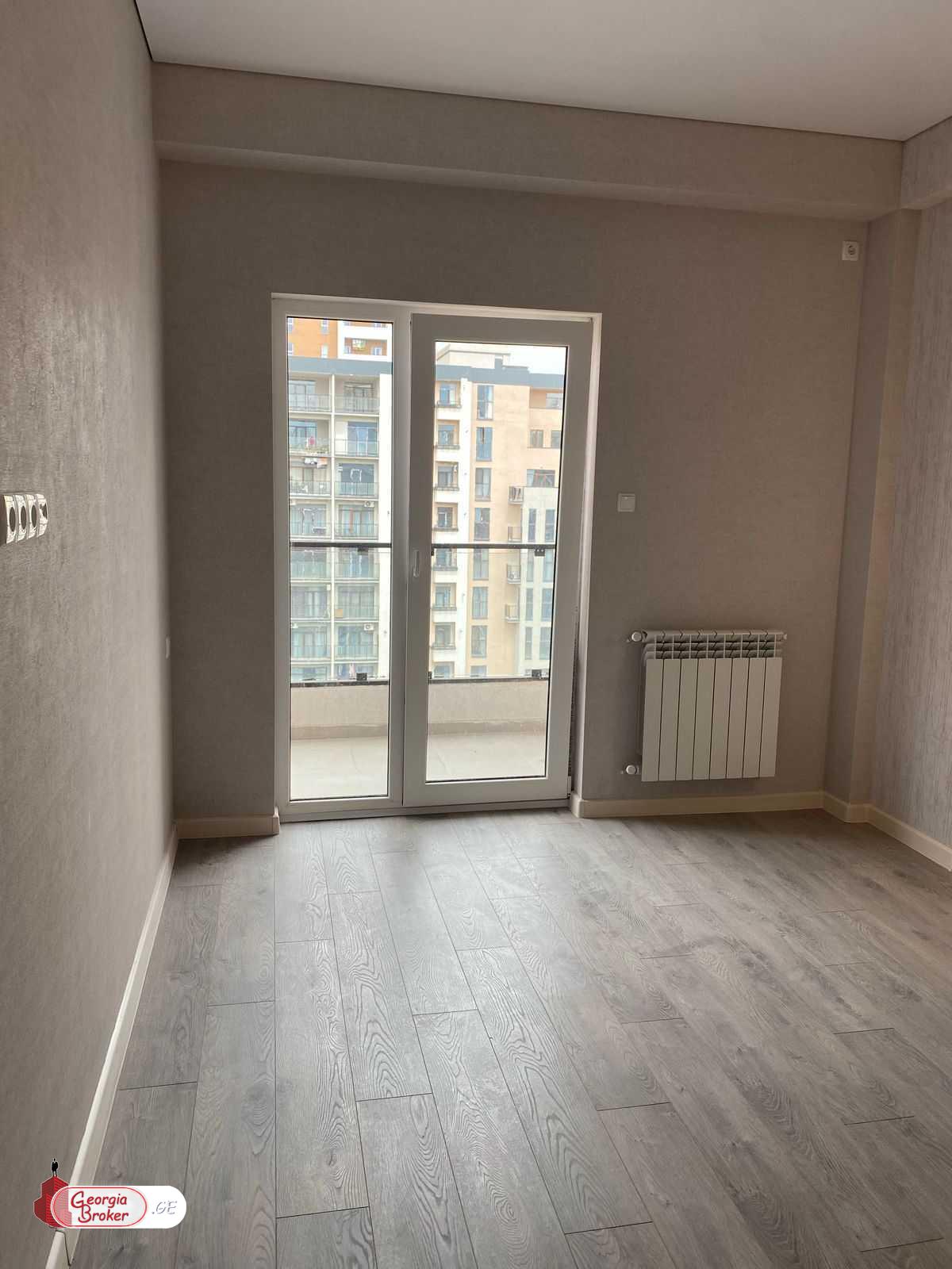 nearly repaired 3-room apartment for sale