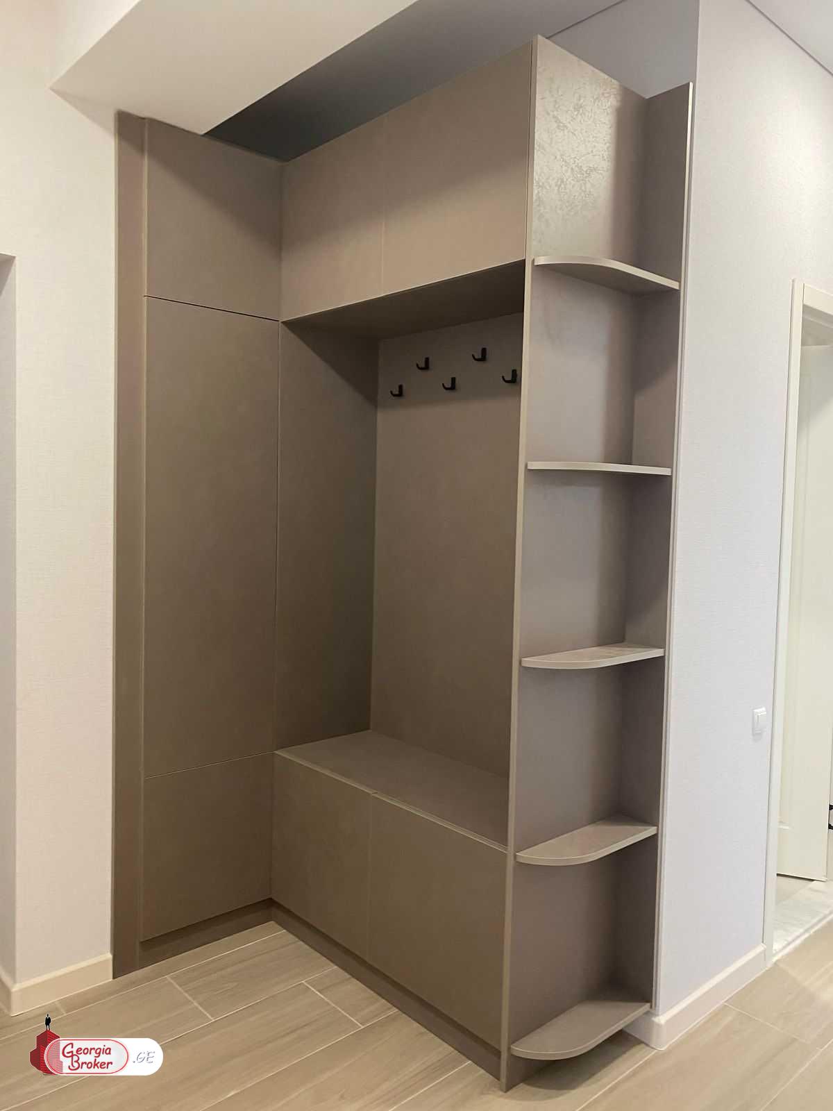 nearly repaired 3-room apartment for sale