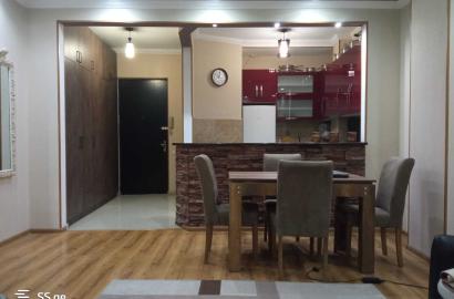 продается квартира с новым ремонтом 3-комнаты