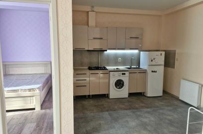 продается квартира с новым ремонтом 3-комнаты