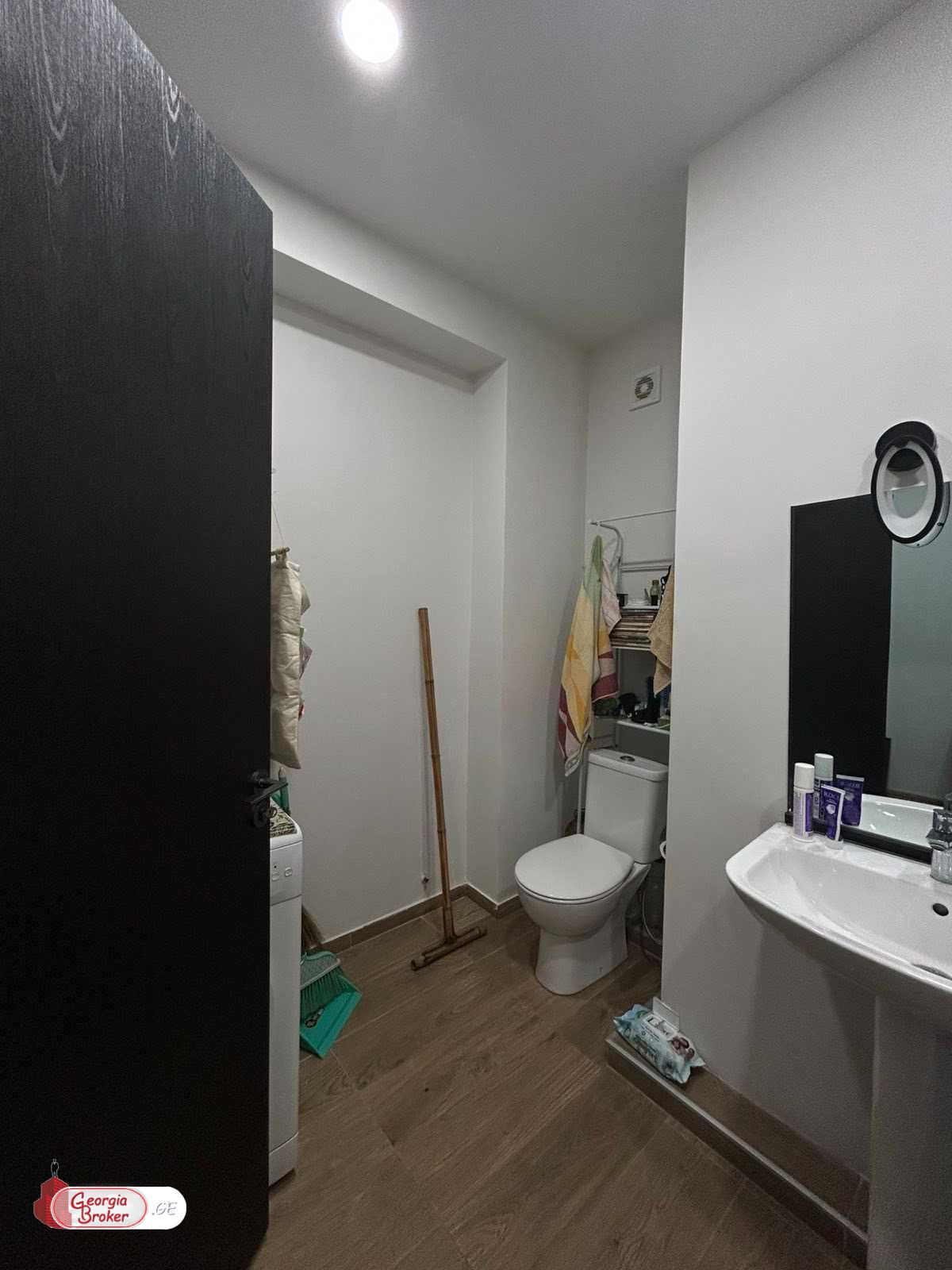 nearly repaired 3-room apartment for sale