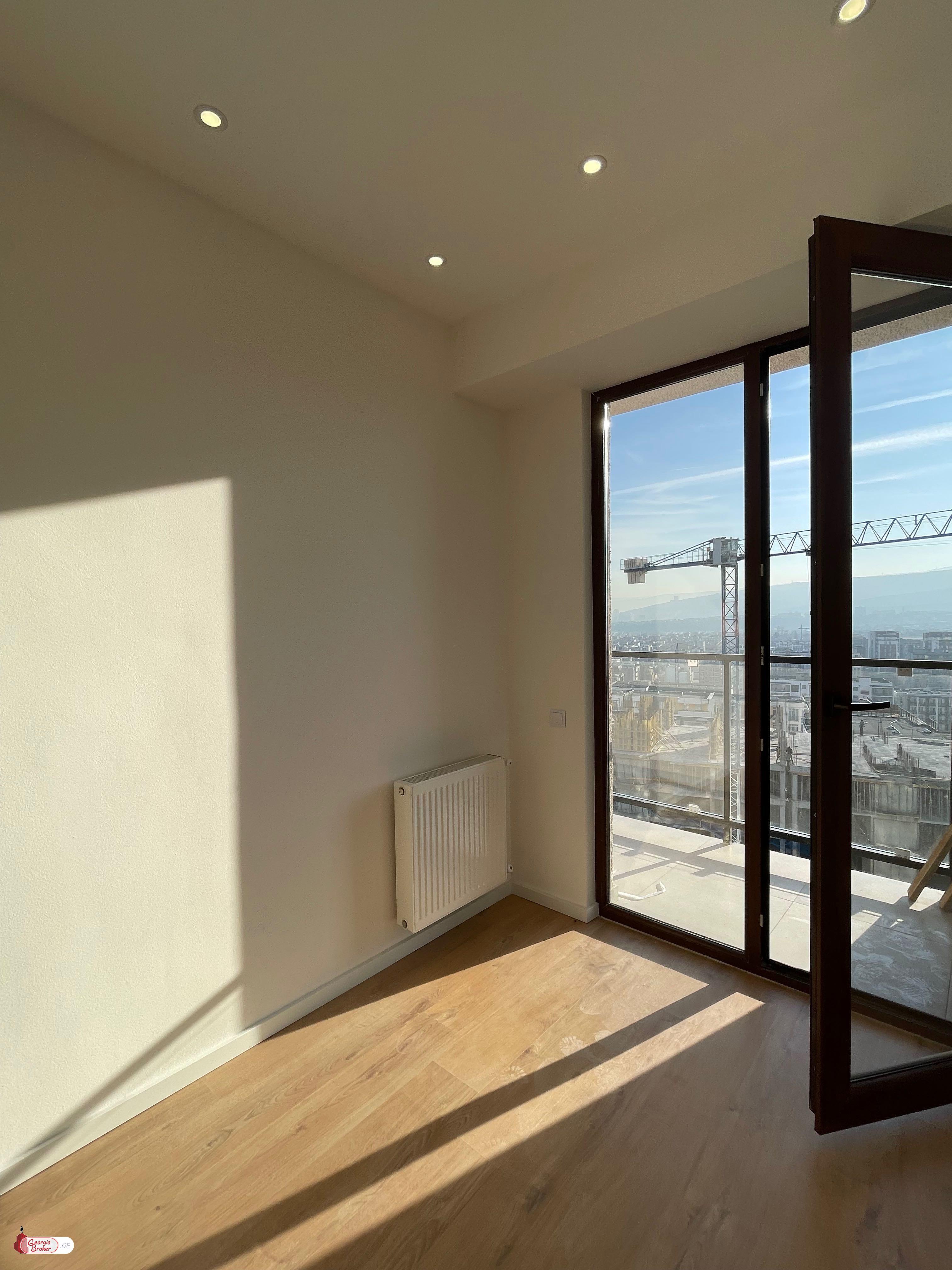 nearly repaired 2-room apartment for sale