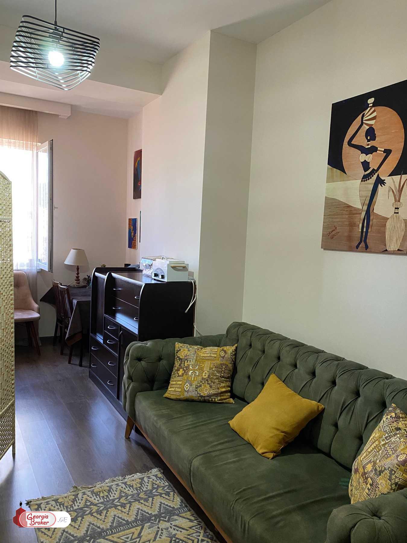 nearly repaired 4-room apartment for sale