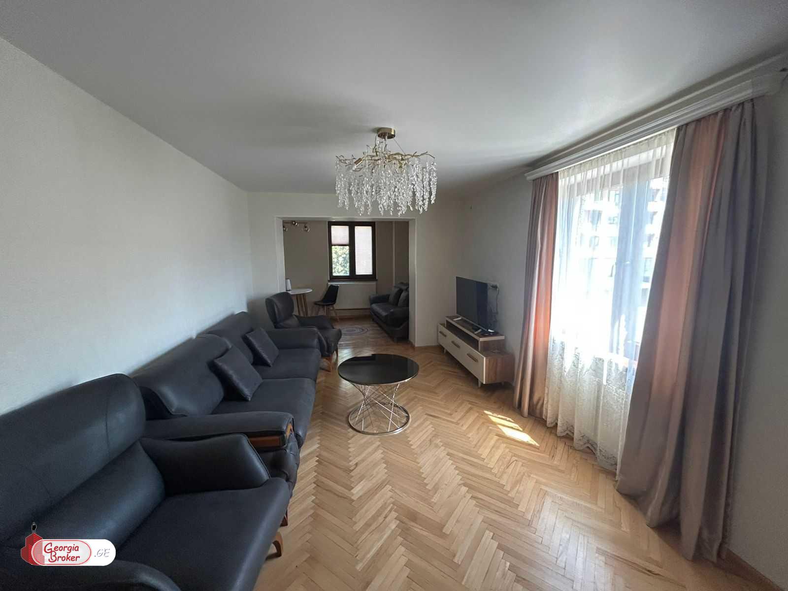 იყიდება ახალი გარემონტებული 3 ოთახიანი ბინა