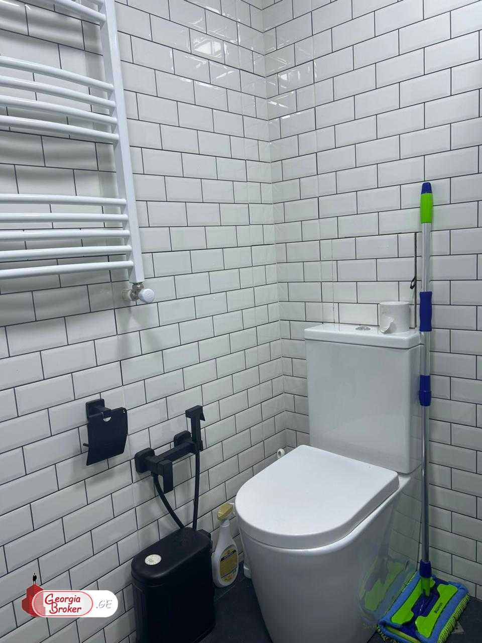 იყიდება ახალი გარემონტებული 3 ოთახიანი ბინა