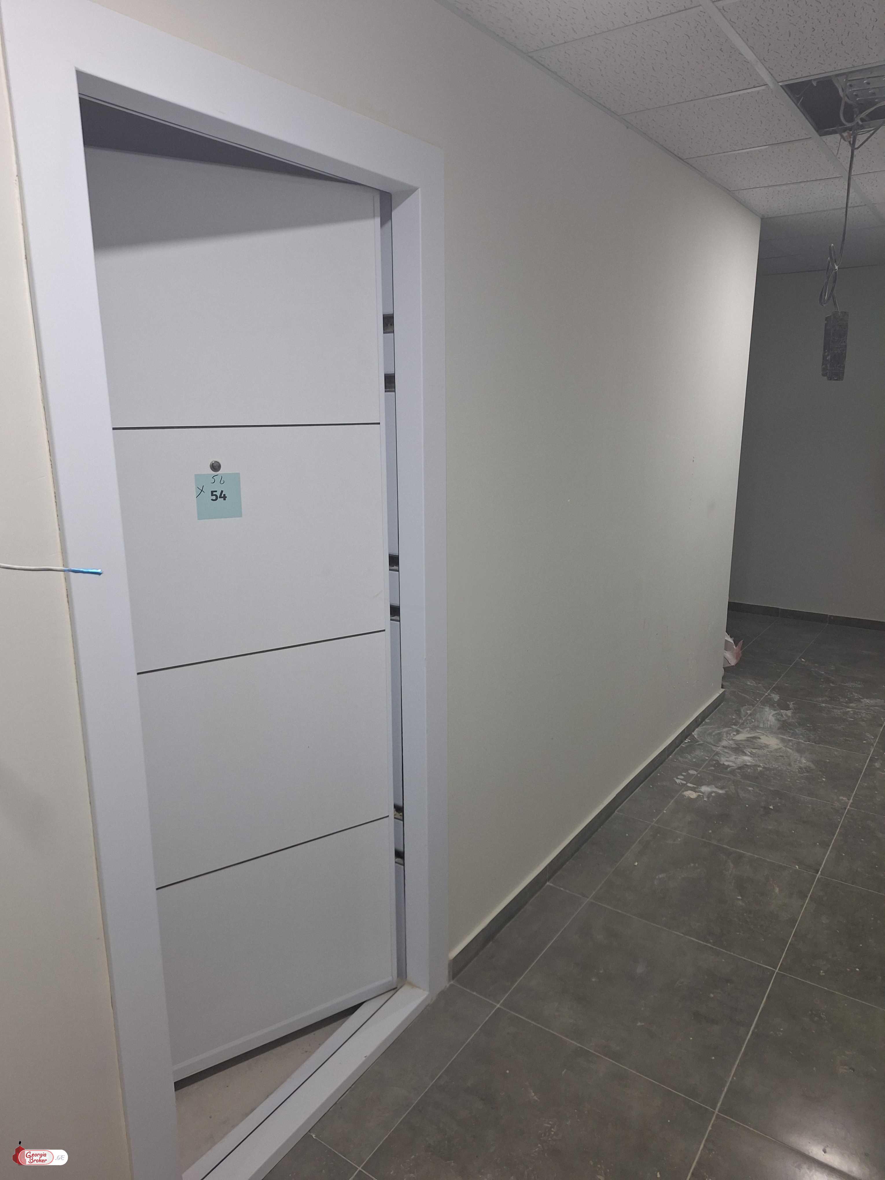 იყიდება ახალი აშენებული 2 ოთახიანი ბინა