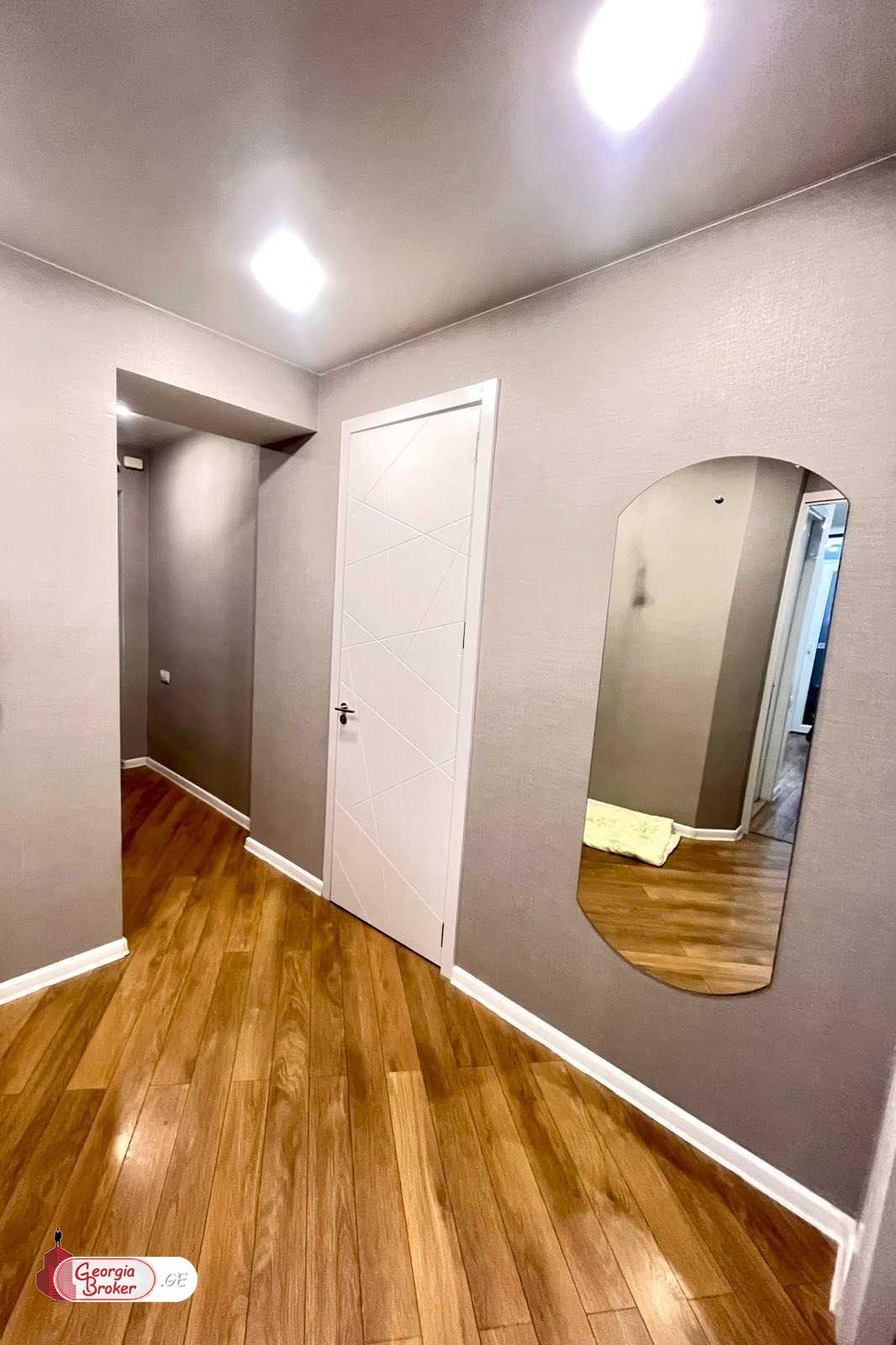 იყიდება ახალი გარემონტებული 3 ოთახიანი ბინა