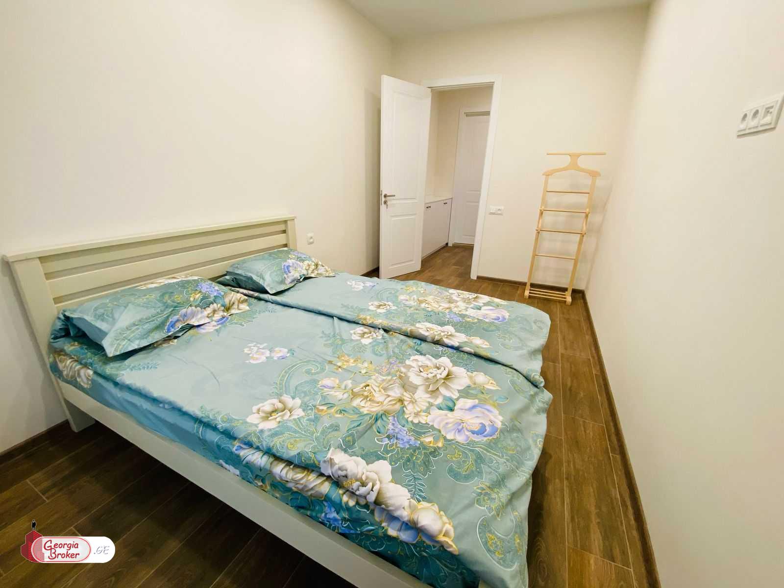 продается квартира с новым ремонтом 2-комнаты