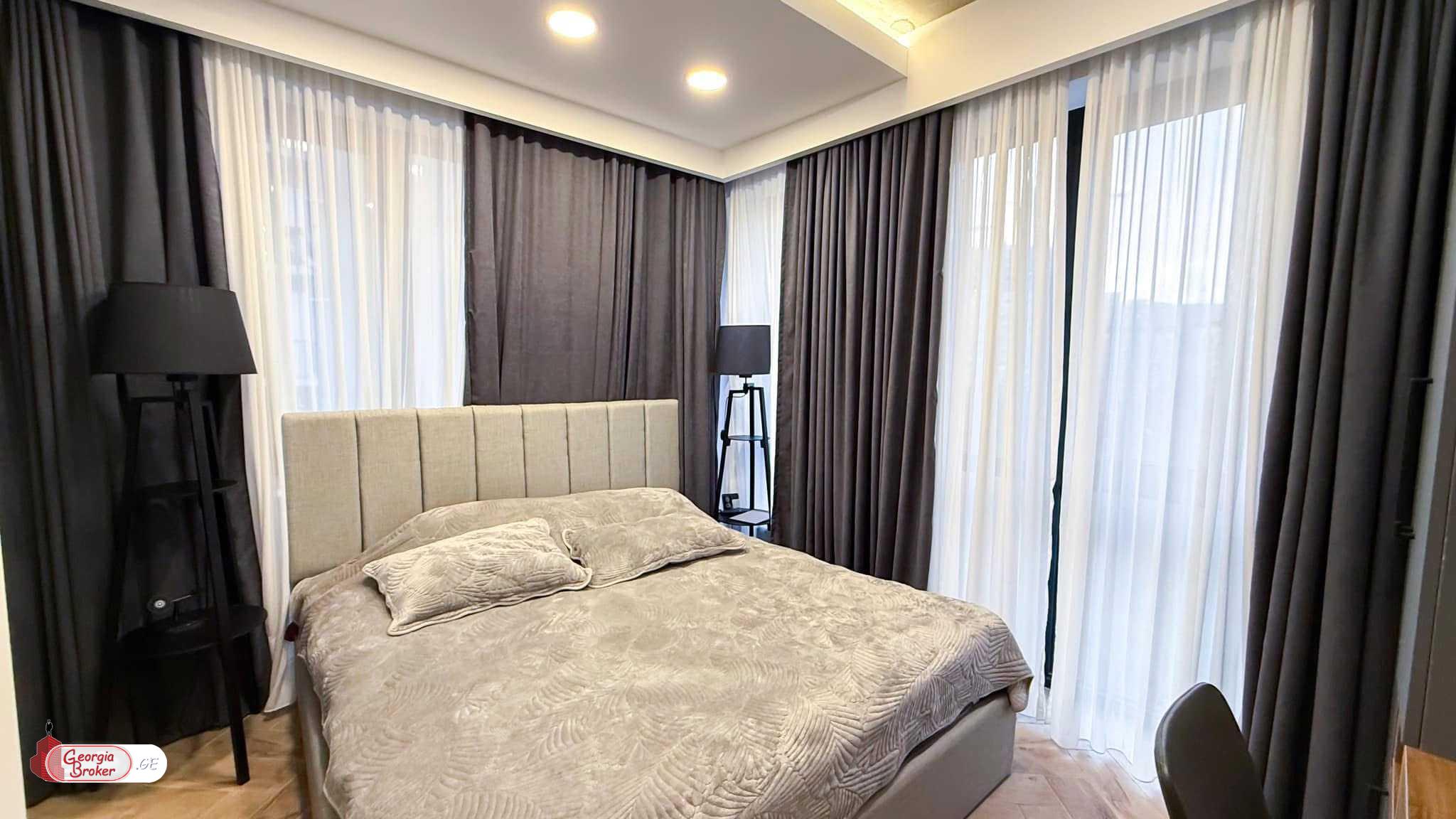 nearly repaired 2-room apartment for sale