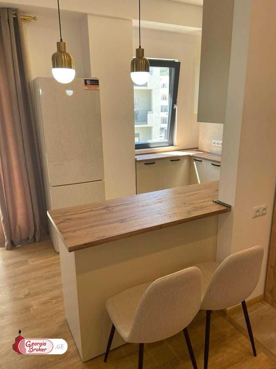 продается квартира с новым ремонтом 2-комнаты