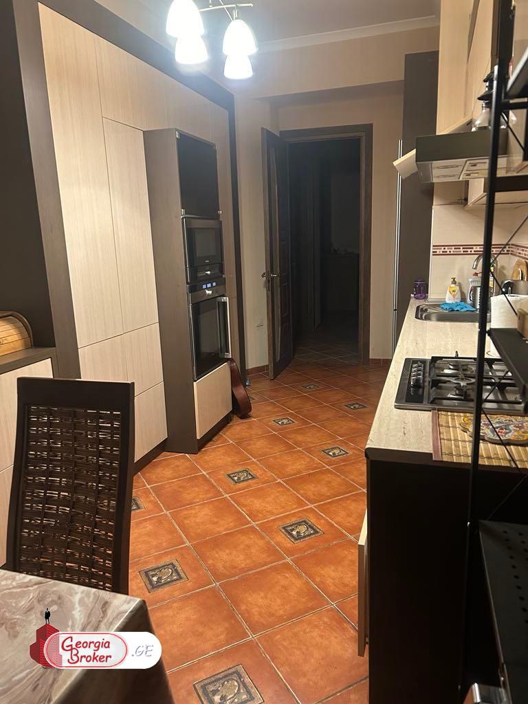 nearly repaired 5-room apartment for sale