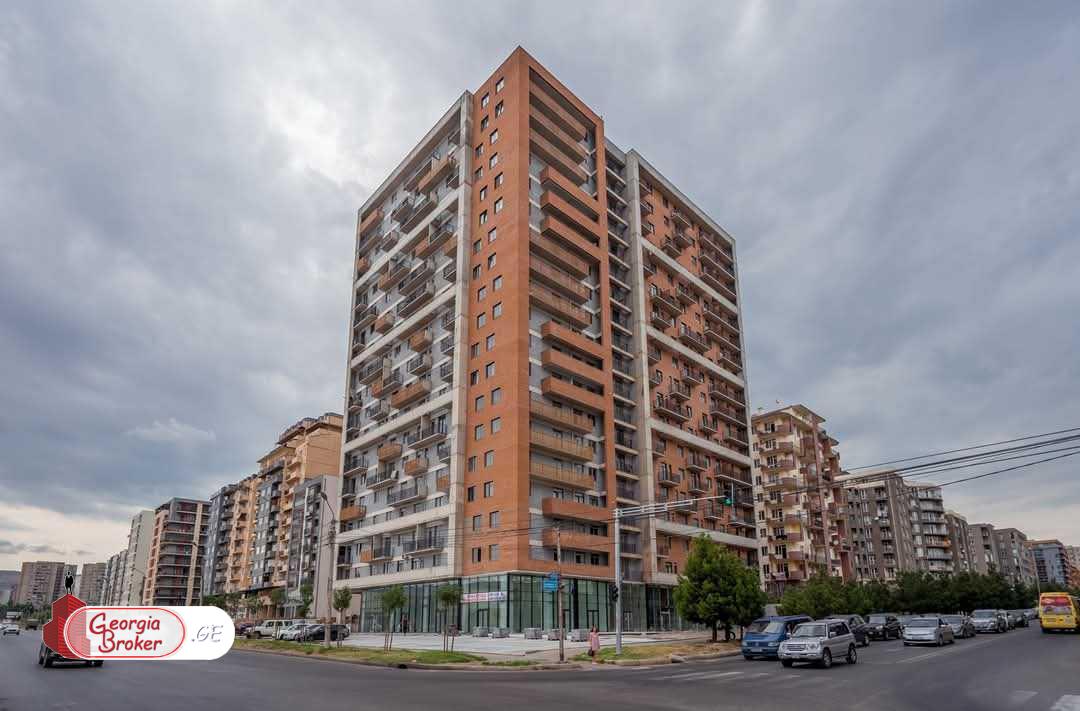 nearly repaired 3-room apartment for sale