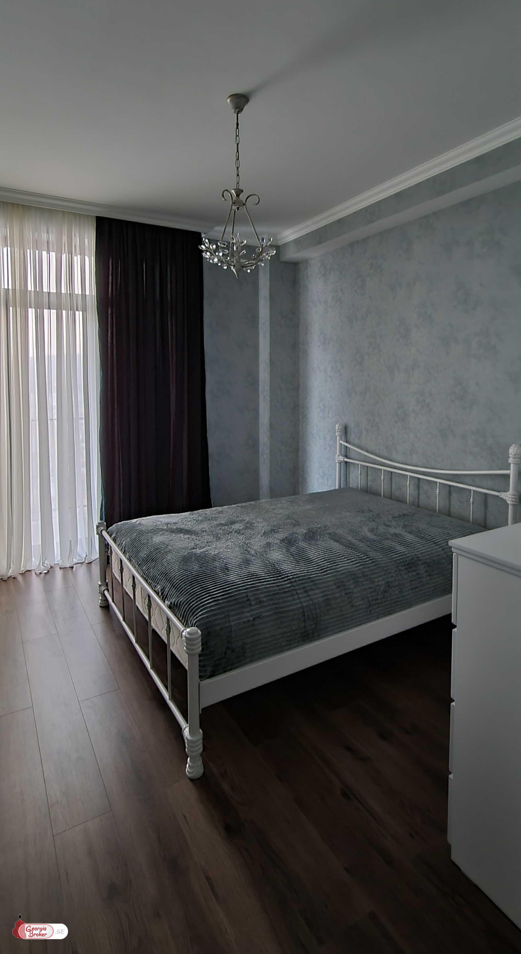 nearly repaired 3-room apartment for sale