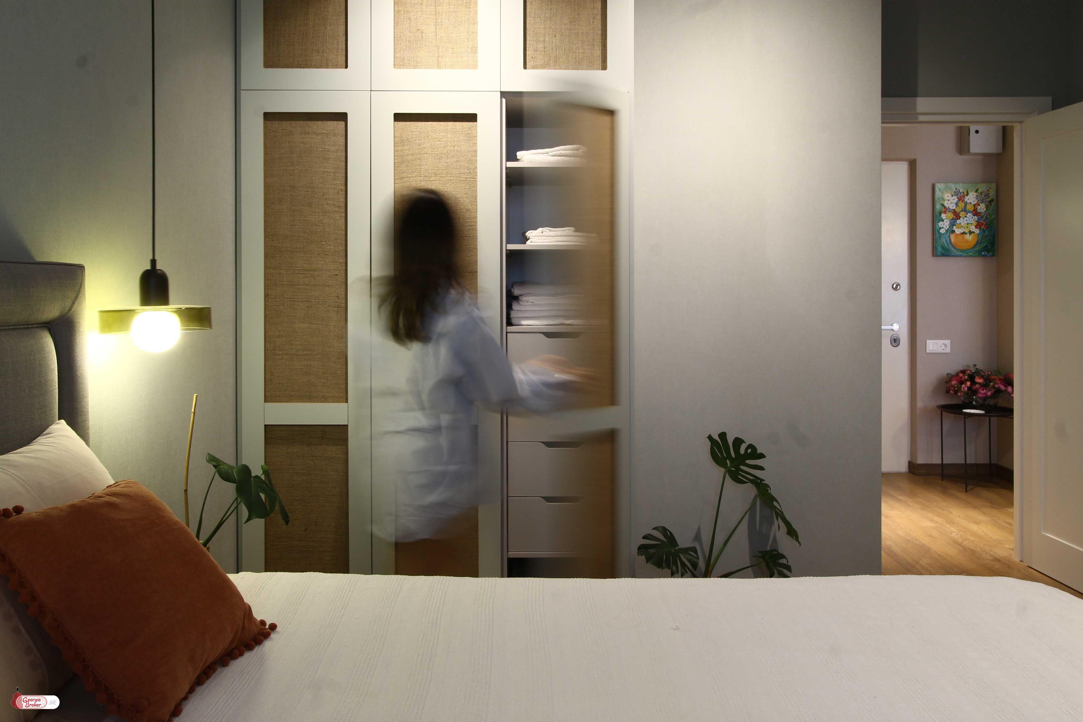 nearly repaired 3-room apartment for sale