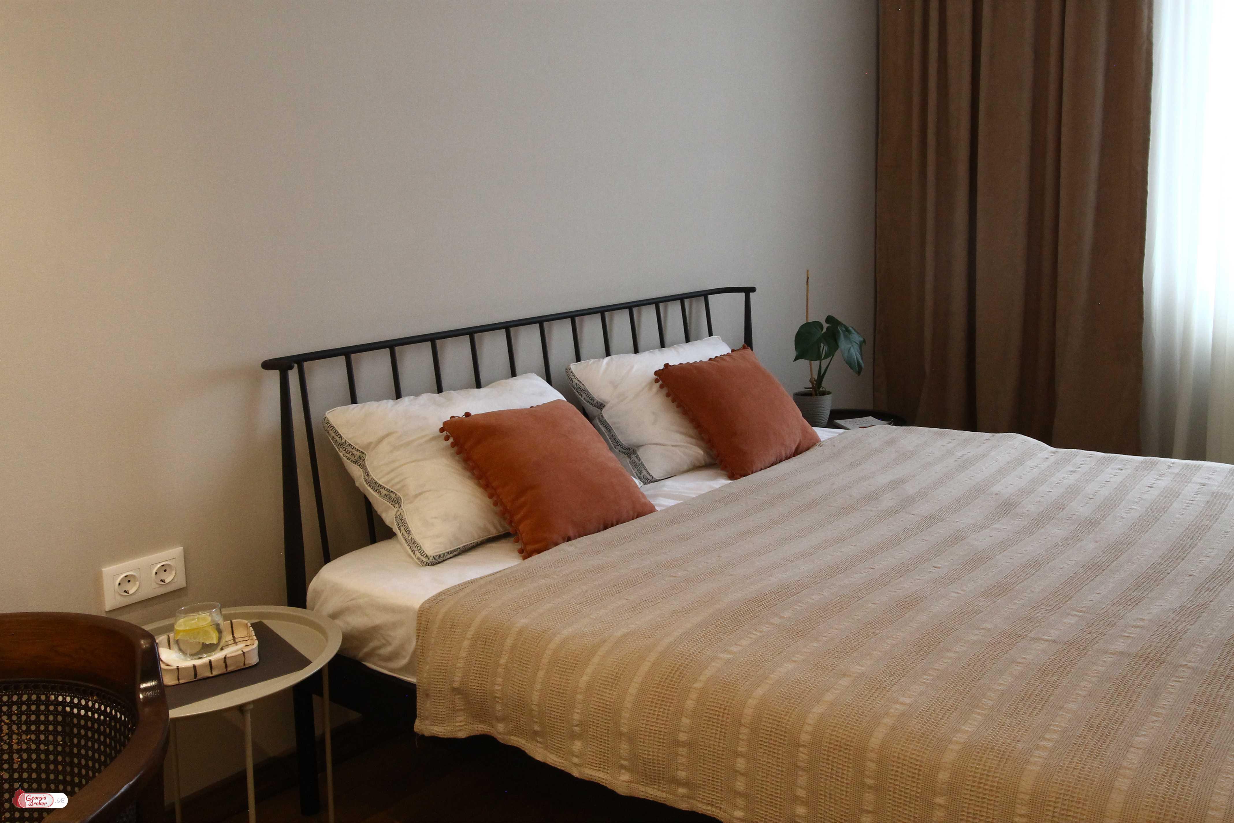 nearly repaired 3-room apartment for sale