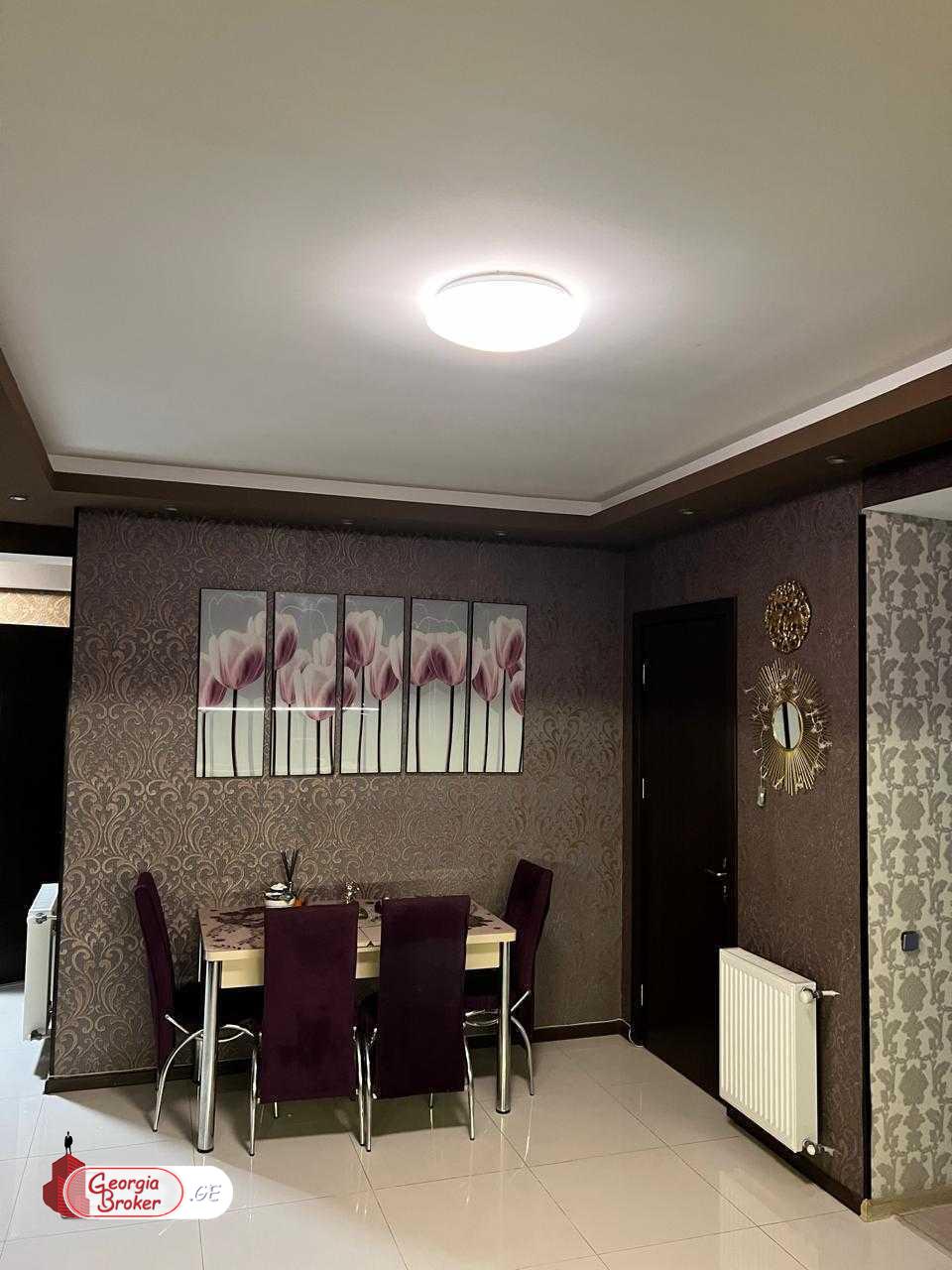 იყიდება ახალი გარემონტებული 4 ოთახიანი ბინა