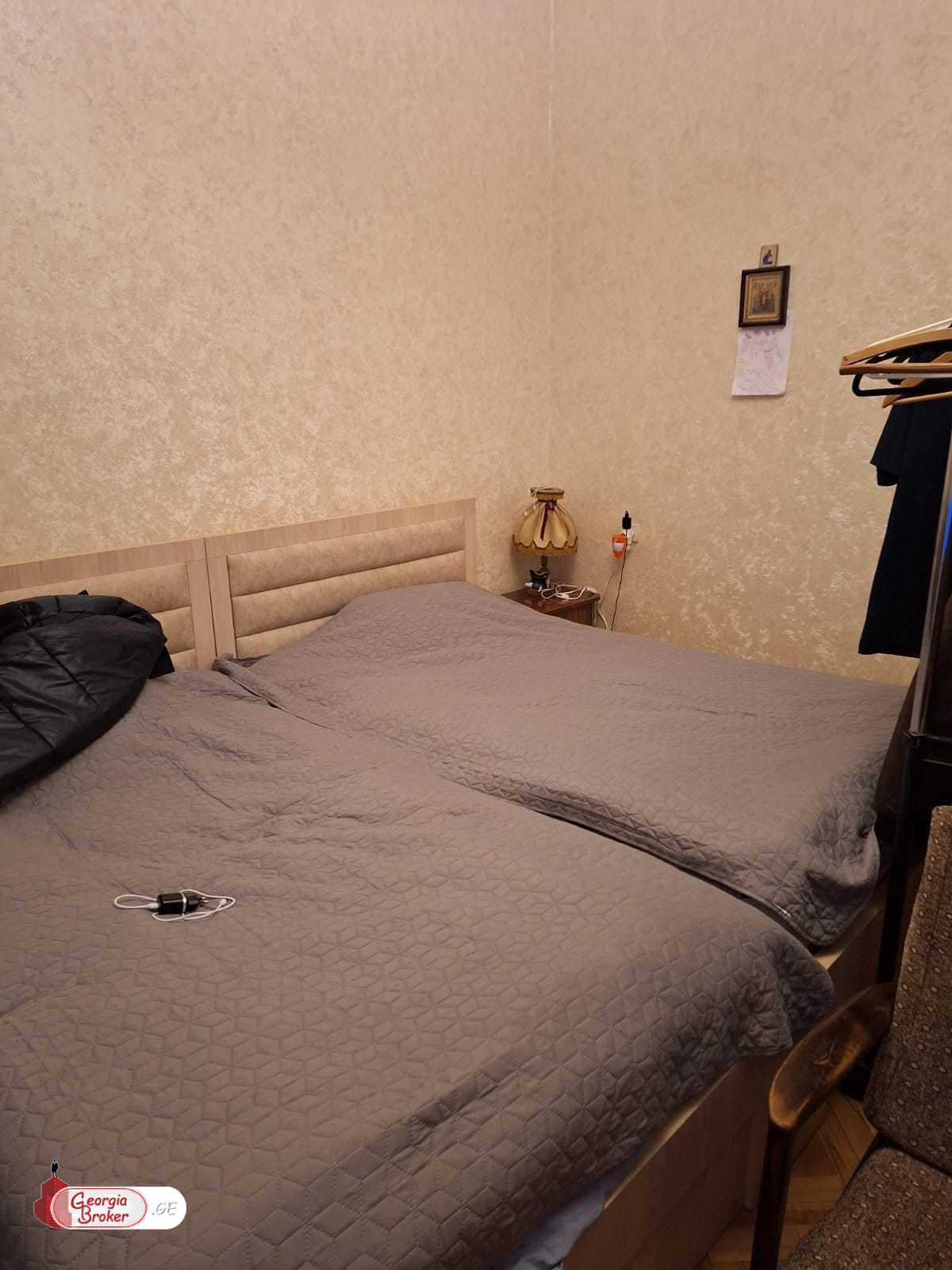 იყიდება ახალი გარემონტებული 3 ოთახიანი ბინა