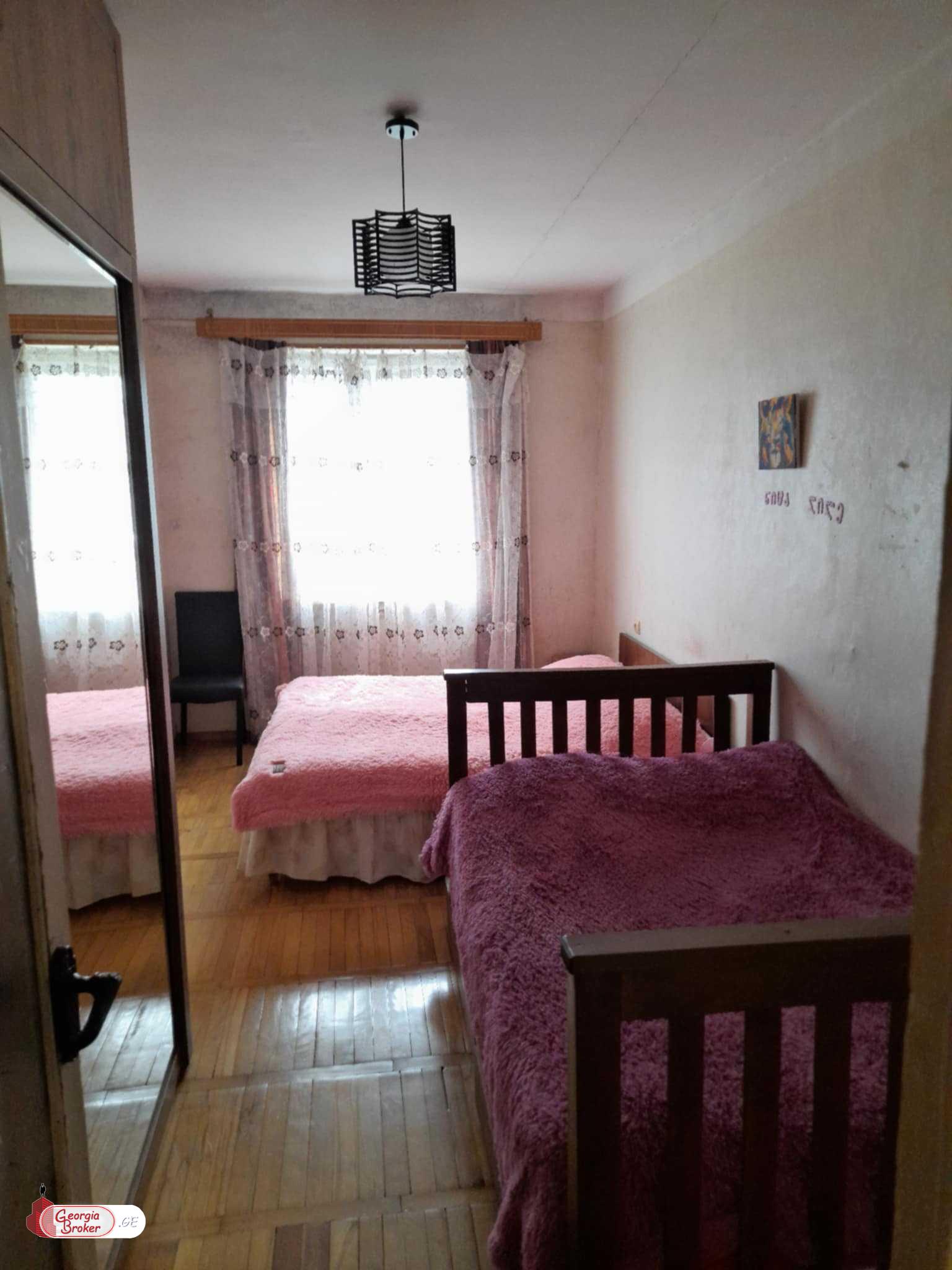 old repaired 2-room apartment for sale