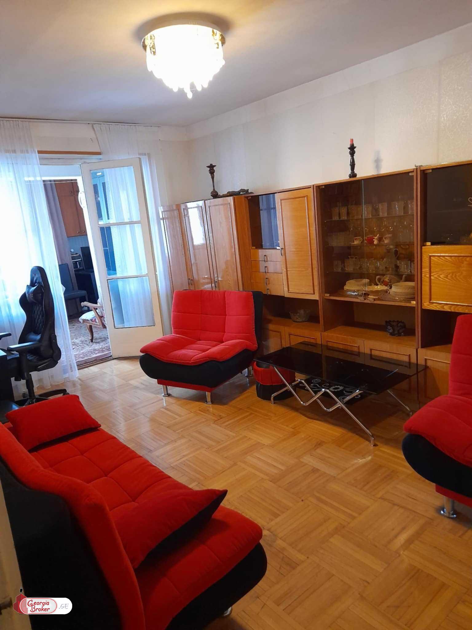 old repaired 2-room apartment for sale