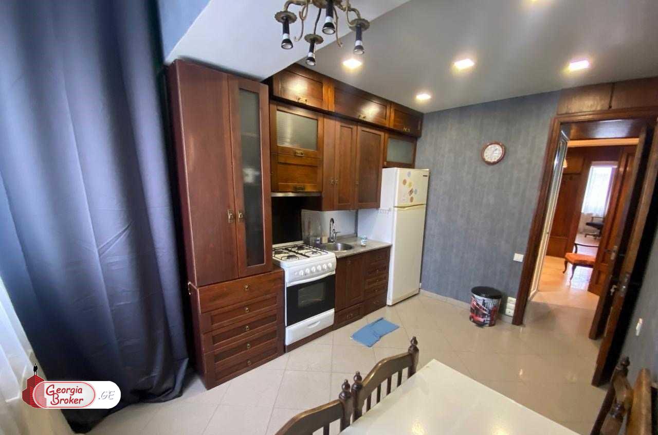 იყიდება ახალი გარემონტებული 2 ოთახიანი ბინა