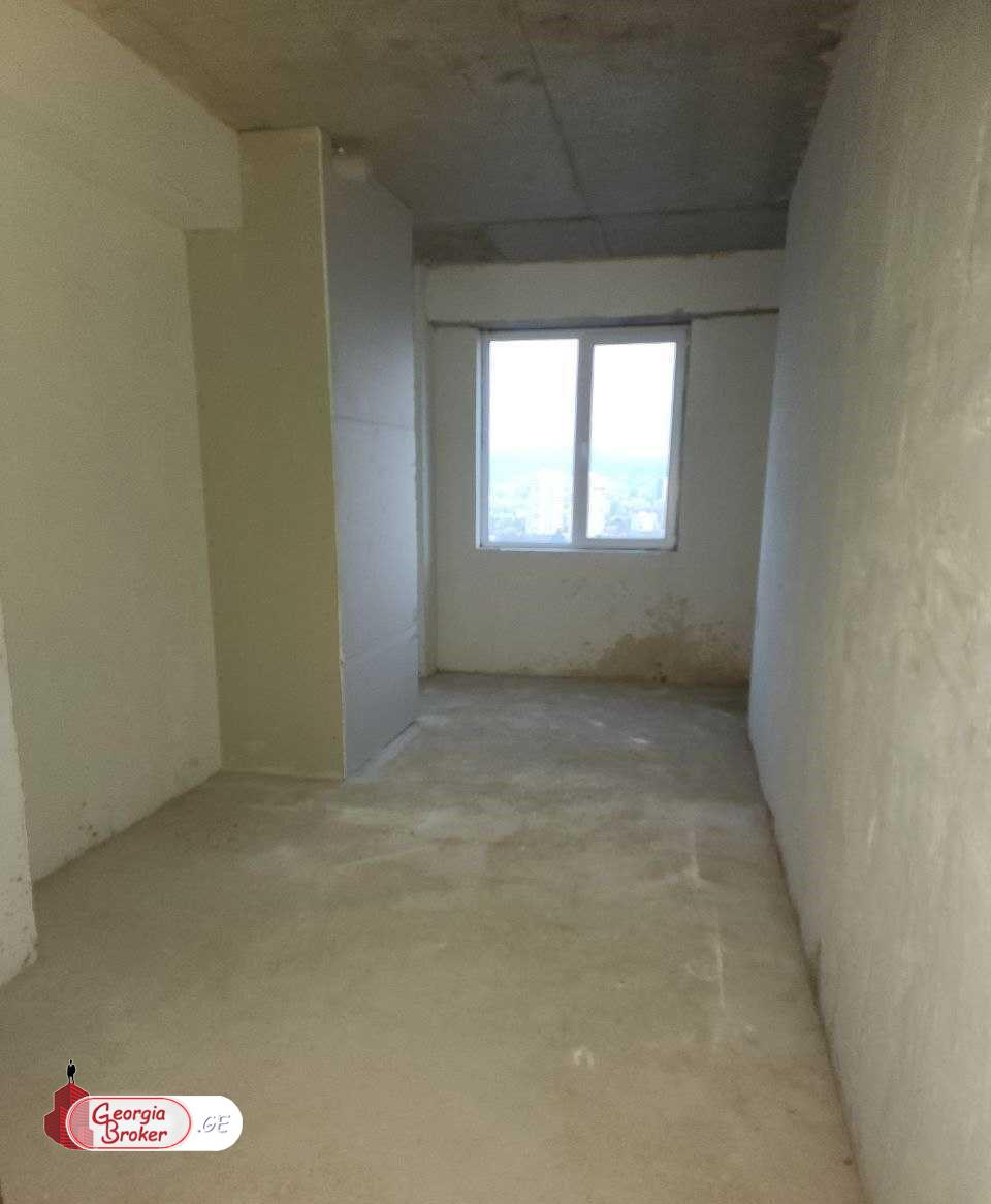 იყიდება ახალი გარემონტებული 4 ოთახიანი ბინა