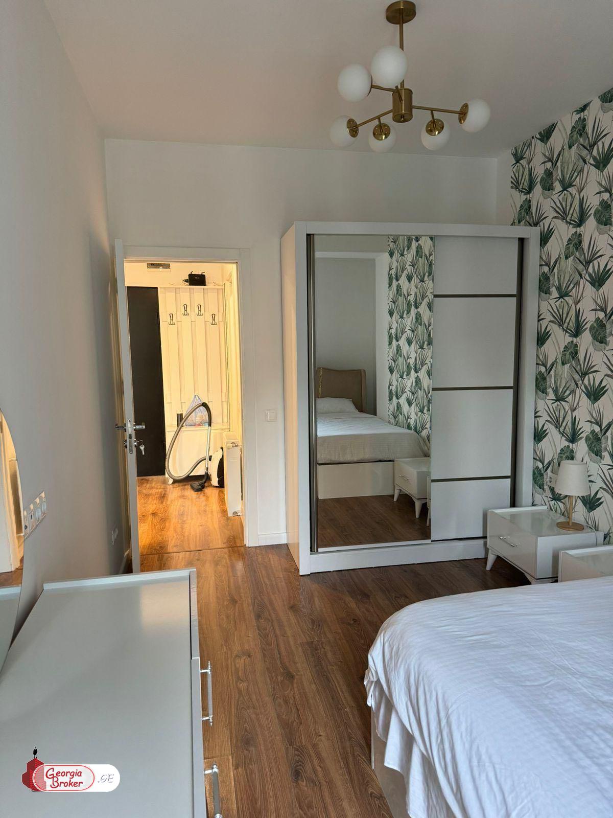 продается квартира с новым ремонтом 2-комнаты