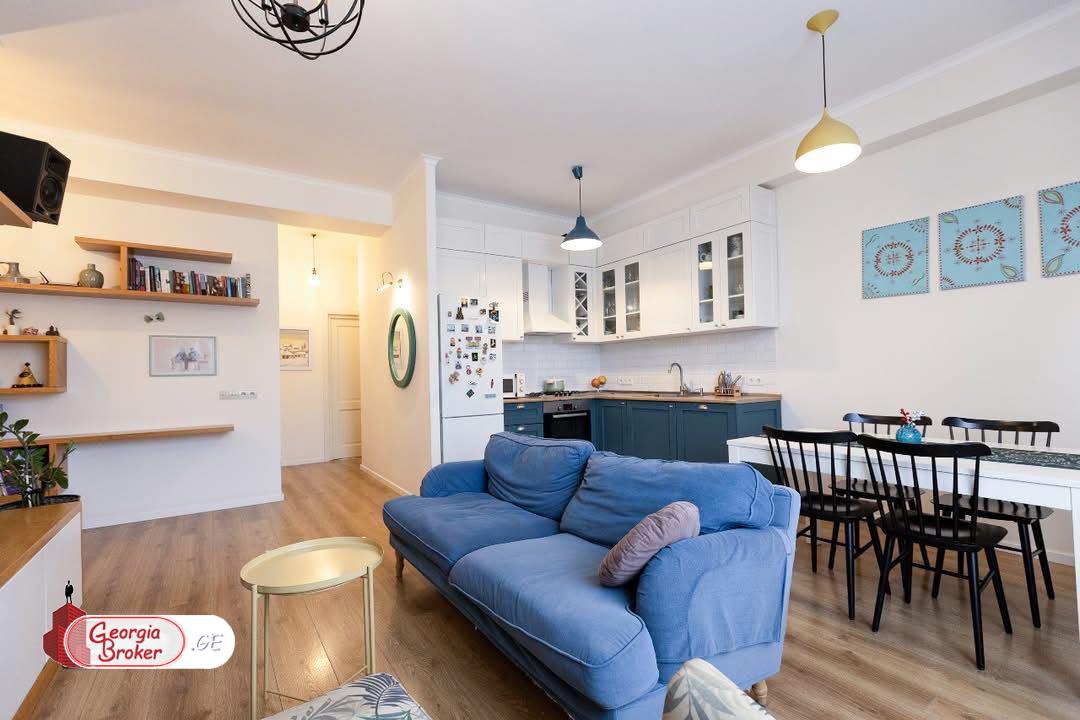 nearly repaired 3-room apartment for sale