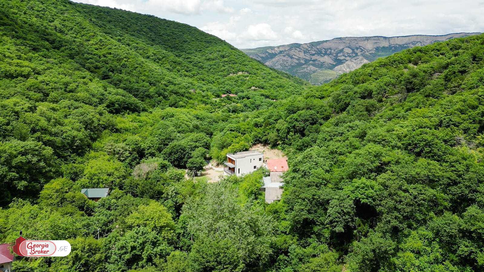 nearly repaired 8-room house for sale